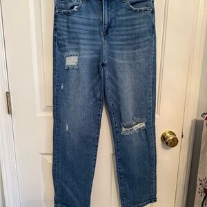 📦 Risen Medium Wash Girlfriend Cropped Jean *GREAT CONDITION*